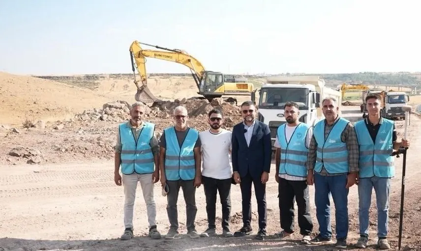 Eğil'de karayolu yapım çalışmaları başladı