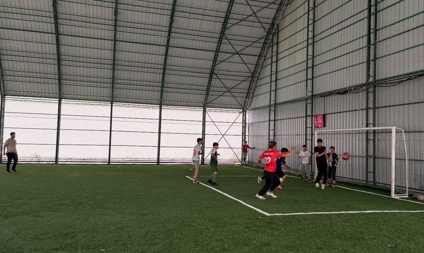Susuz'da yaz Kur'an kursu öğrencilerine futbol moral oldu