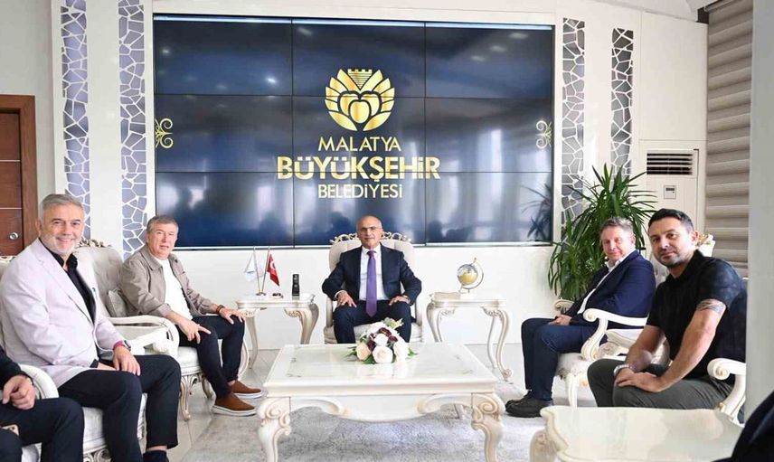 Başkan Er'in başarıları spor dünyasında takdir edildi