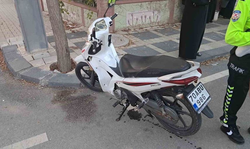 Karaman’da motosiklet devrildi, 2 kişi hastaneye kaldırıldı