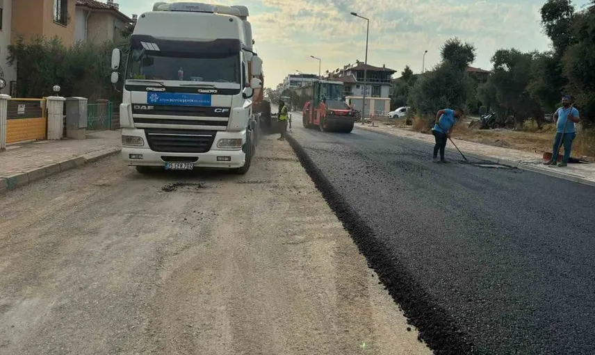 Aydın'da yol yenileme çalışmaları hız kesmeden devam ediyor