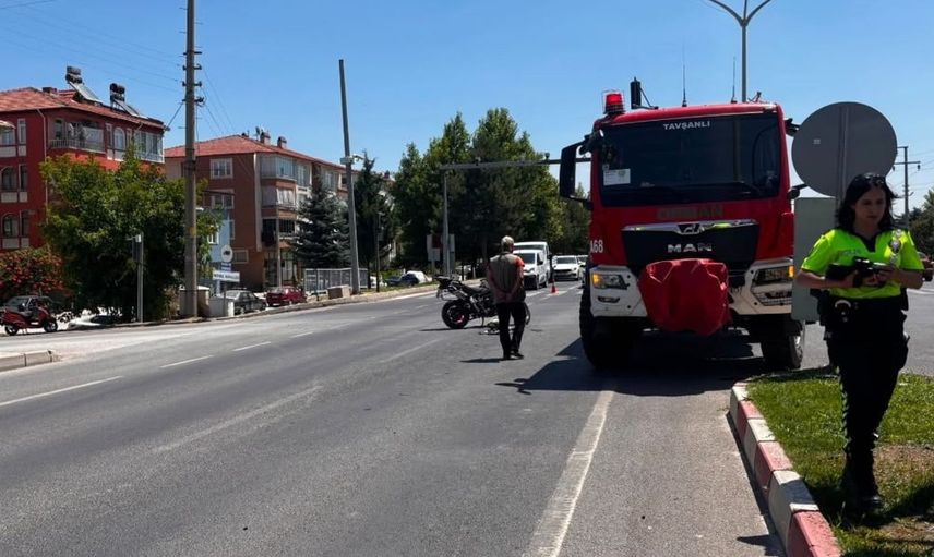 Emet’teki yangına giden arazöz motosikletle çarpıştı: 1 yaralı