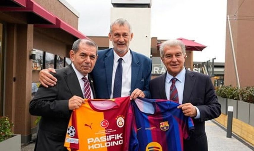 İki dev kulüp dostluk yemeğinde bir araya geldi: Galatasaray ve Barcelona