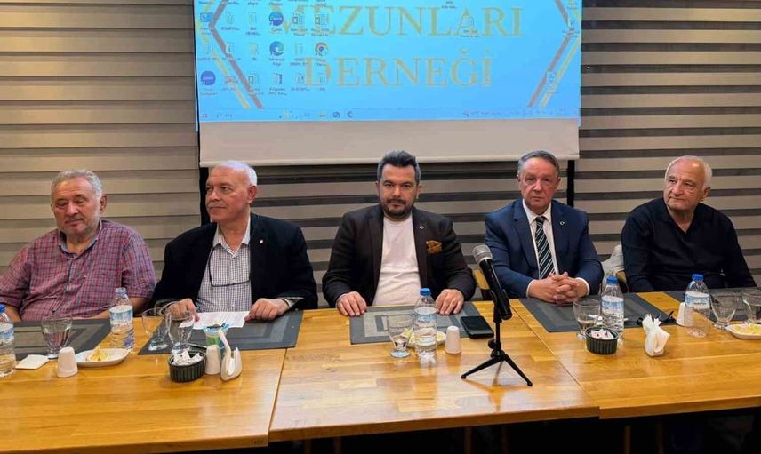 Bursa'da dünya ve Türkiye ekonomisi ele alındı