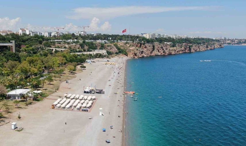 Antalya'da dumansız plaj uygulaması için yeni genelge