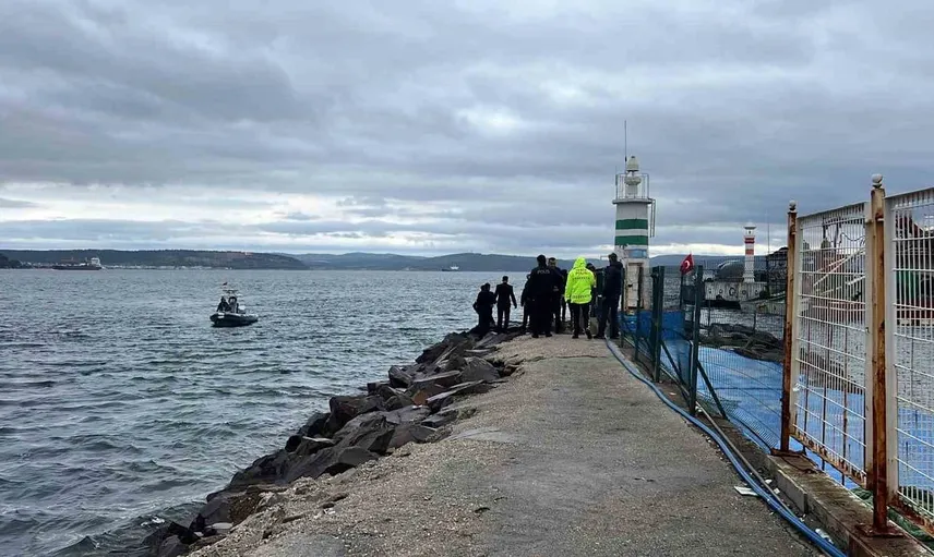 Çanakkale'de deniz kıyısında bir erkek cesedi bulundu