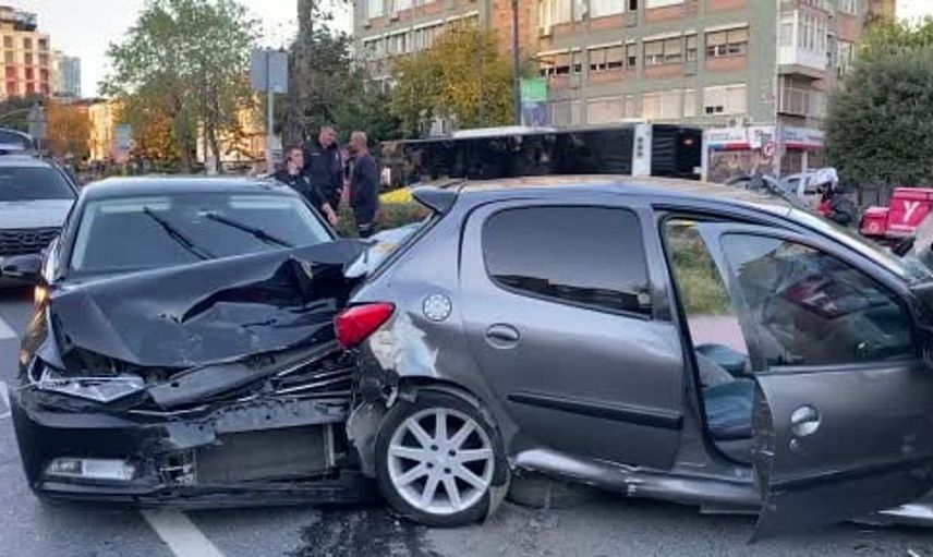 Beşiktaş'ta zincirleme kaza sonrası trafik güvenliği sağlandı