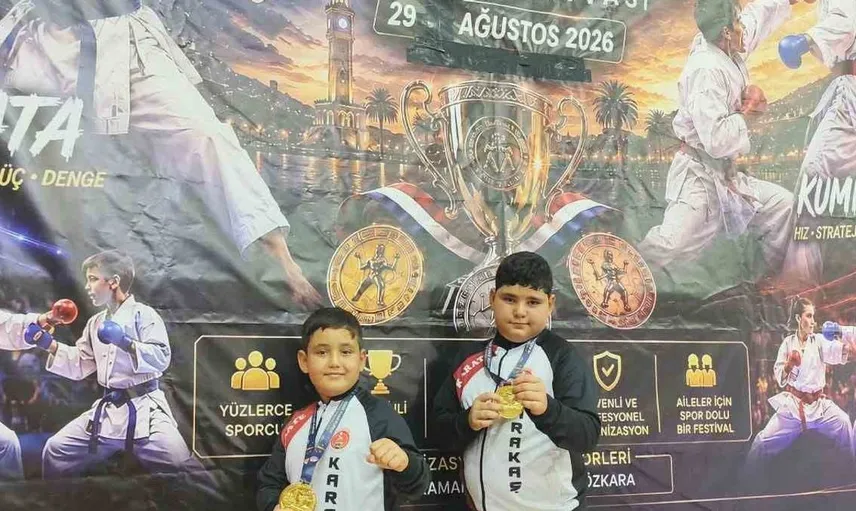 Kardeşler İzmir’de karate şampiyonluğu sevinci yaşadı