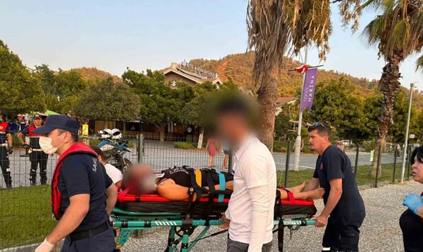 Fethiye'de ticari yat kazasında yaralanan vatandaşa hızlı tıbbi müdahale