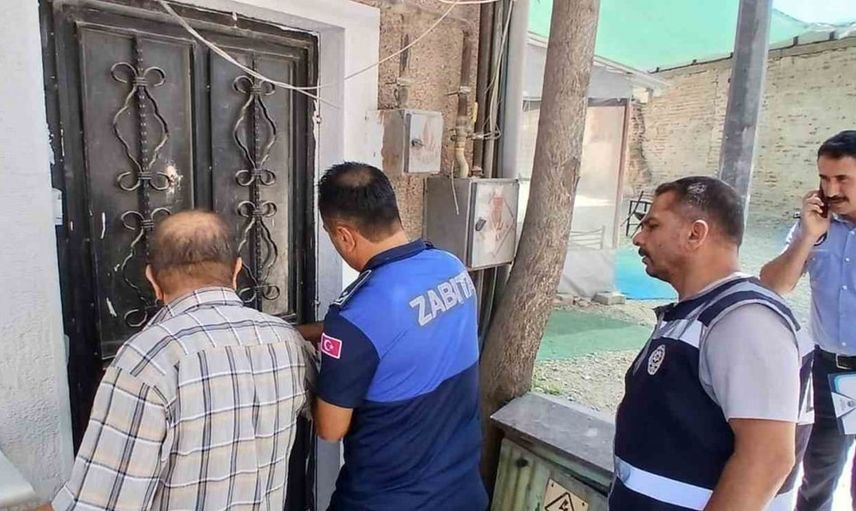 Battalgazi’de kumar oynatılan iş yerlerine mühürleme işlemi