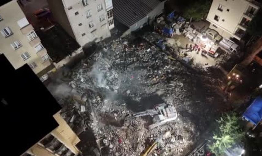 Maltepe’de çöken binada gece gündüz çalışmalar devam ediyor