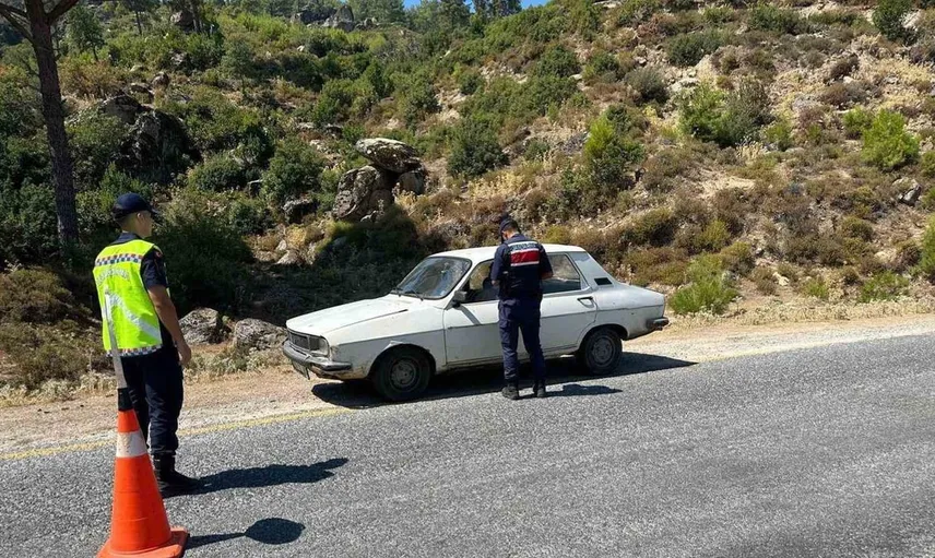 Aydın'da jandarma operasyonunda 28 aranan şahıs yakalandı