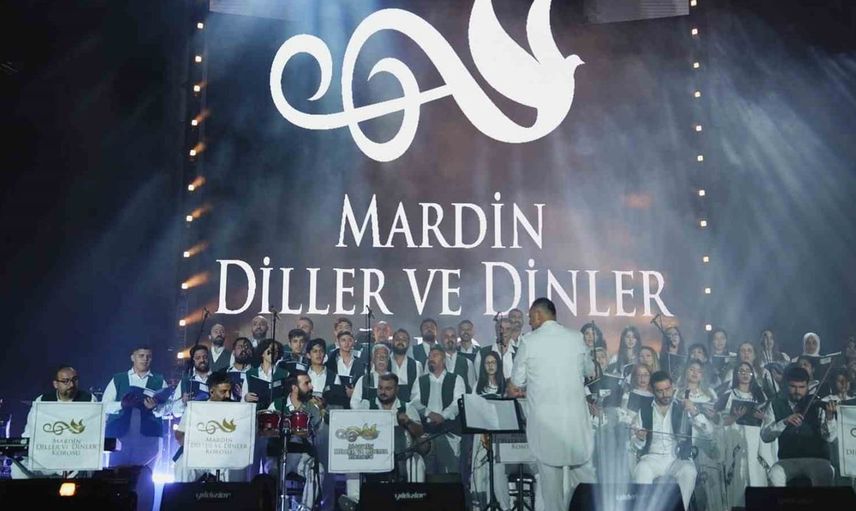 Mardin kültür yolu festivalinde diller ve dinler korosu unutulmaz bir performans sergiledi