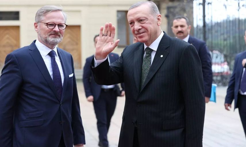 Çekya Başbakanı Türkiye’yi övdü: Krizin anahtarı Türkiye’dir