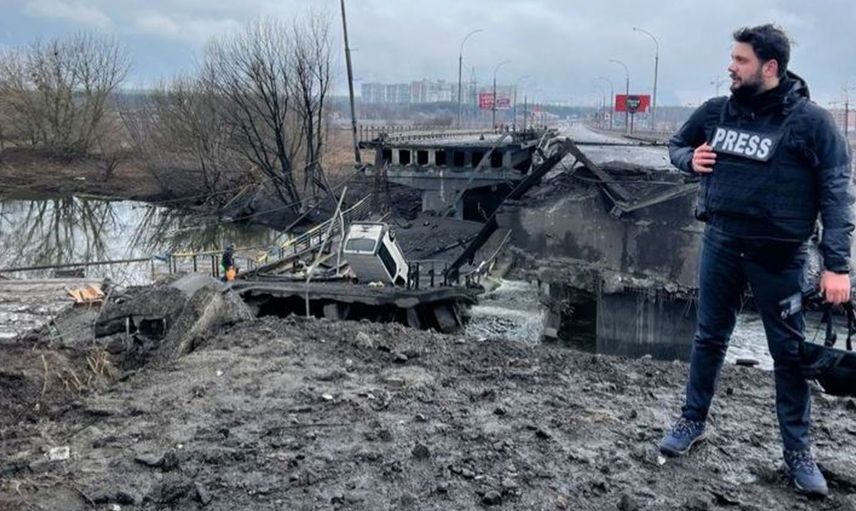 Çekyalı muhabirden Türk çıkışı: Benim Büyükelçim çoktan gitti, beni etse etse Türk Büyükelçiliği tahliye edecektir