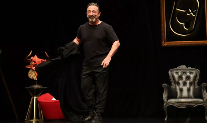Cem Yılmaz'ın Yeni Stand-Up Gösterisi Netflix'e Geliyor!