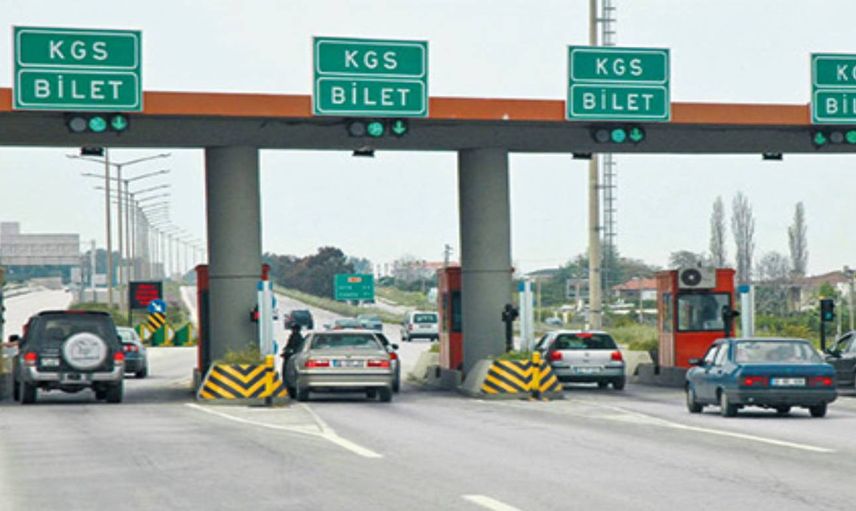 Çeşme ve Alaçatı gişelerini kullanan araç sayısı belli oldu! Bayram tatilinde 191 bin araç geçti