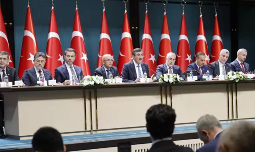 Cevdet Yılmaz OVP'yi Açıkladı: Ekonominin Yol Haritası Çizildi! Enflasyon Tek Haneye Düşecek!