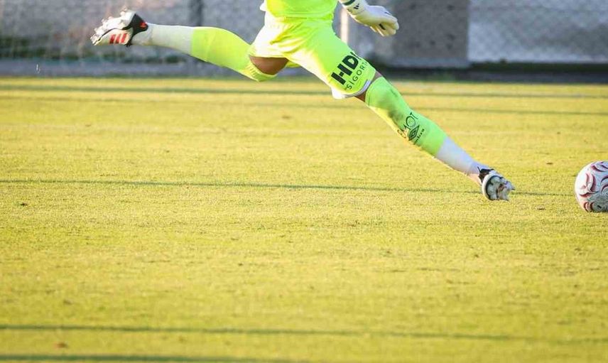 Göztepe'de kaleci rekabeti: Arda ile Luka birinci eldiven için yarışacak