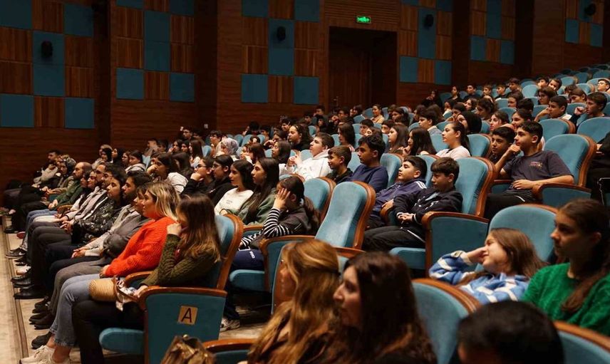 Esenyurt'ta dikkat semineri katılımcılardan tam not aldı