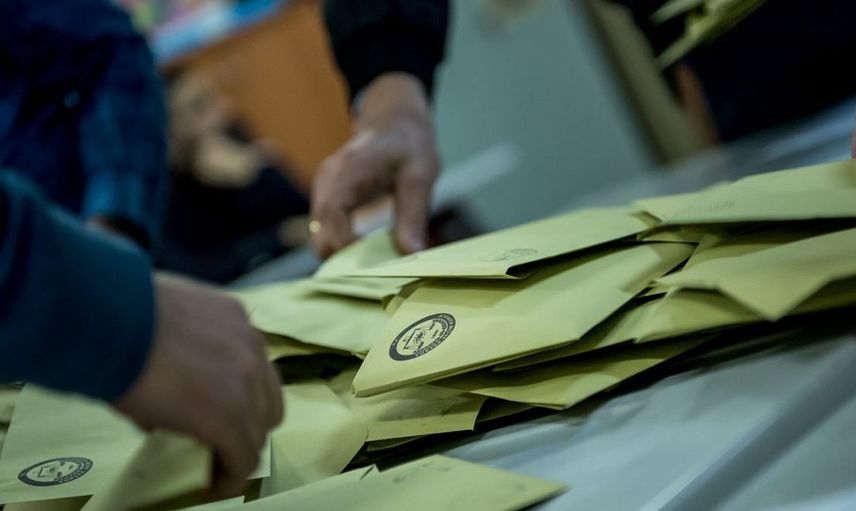 CHP destekçisi şirketten anket paylaşımı: CHP’li ilçeler AK Parti’ye geçiyor!