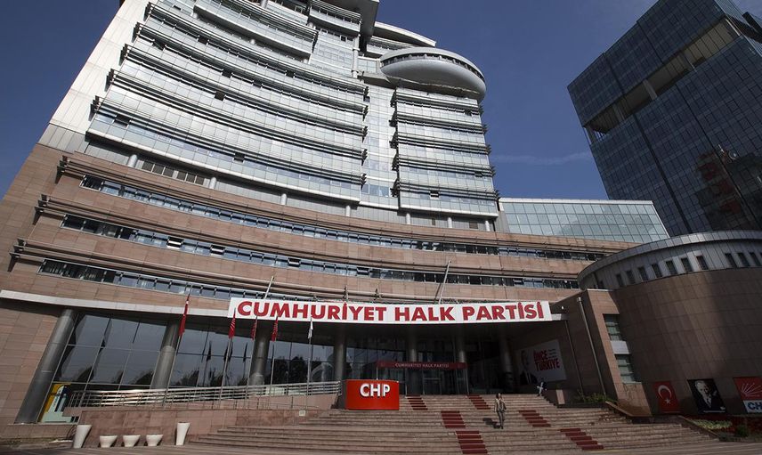 CHP İstanbul Kongresi Davasında Gelişme: Tedbir Kararı Sürüyor, Gürsel Tekin Görevde