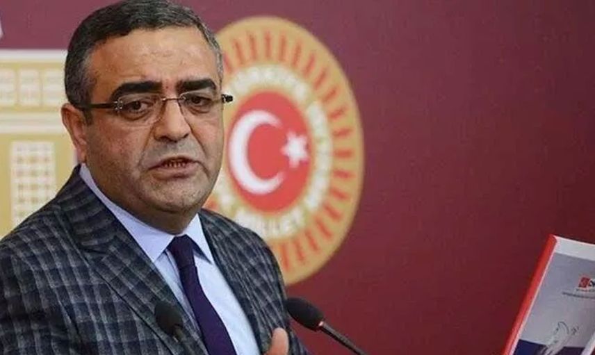 CHP Milletvekili Sezgin Tanrıkulu güvenlik görevlisini ekmeğinden etti: Kim olduğumu biliyor musun?