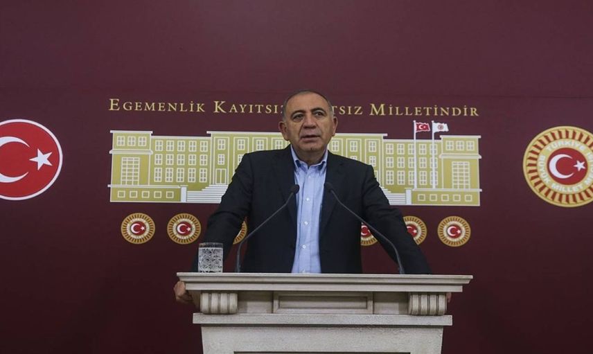 CHP’de deprem: Gürsel Tekin istifa ettiğini duyurdu