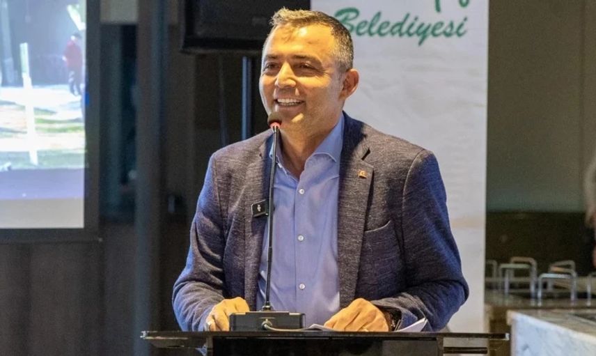 CHP’de yeni bir istifa krizi: “Beni yandaş basının önüne attılar”