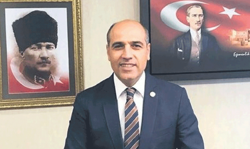 CHP’de Yeni Skandal: Arabasını Polislerin Üzerine Sürdü