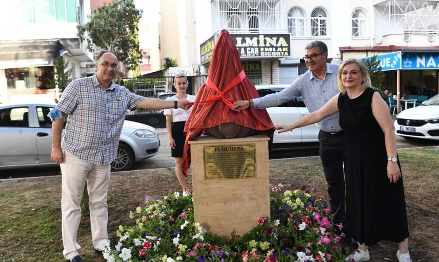 CHP'den Adana'da heykel açılışı: Adını dünyaya tanıtmak istiyorlar