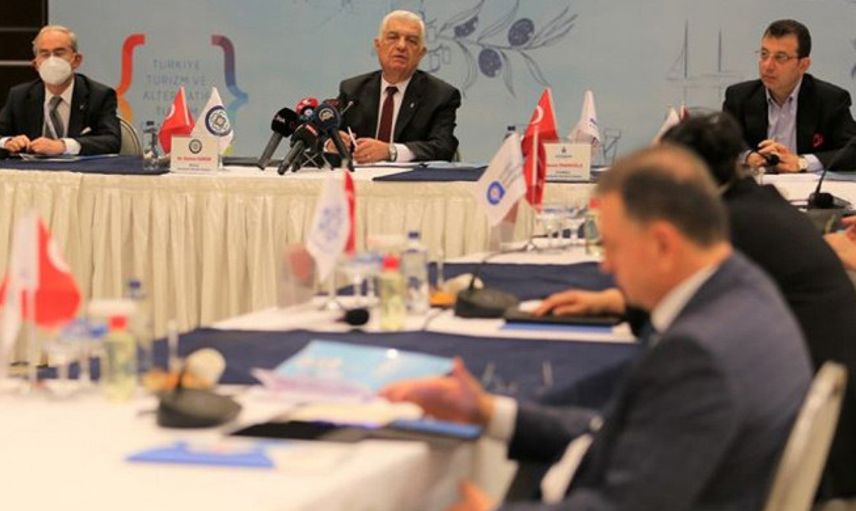 CHP'li Başkanlardan 'Hizmet Etmemiz Engellenmeye Çalışılıyor' İddiası