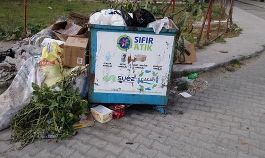 CHP'li Çanakkale Belediyesi Çöpleri Toplamak Yerine Vatandaşlara Hakaret Etti!
