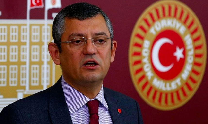 CHP’li Özgür Özel Halk TV canlı yayınında rezil oldu! Canlı yayına bağlanan Türk vatandaşı gerçekleri aktardı...