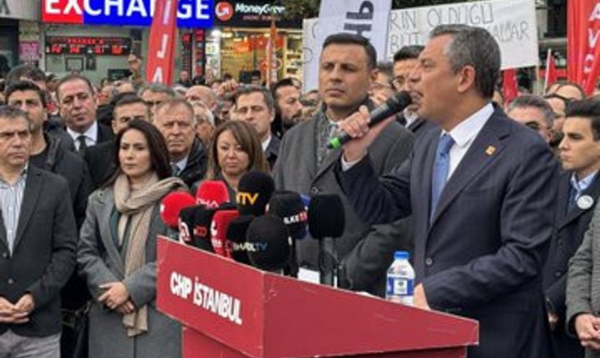 CHP'nin Esenyurt'taki 'Demokrasi Nöbeti' sürecek