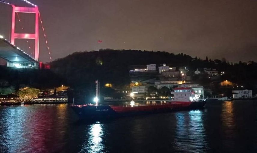 Çift yönlü trafiğe kapatılmıştı: İstanbul Boğazı’nda trafik yeniden açıldı
