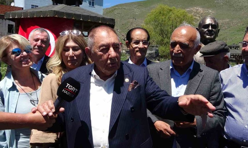 Çıldır'da Karaçay Çayı Üzerine Yeni Köprü Açıldı