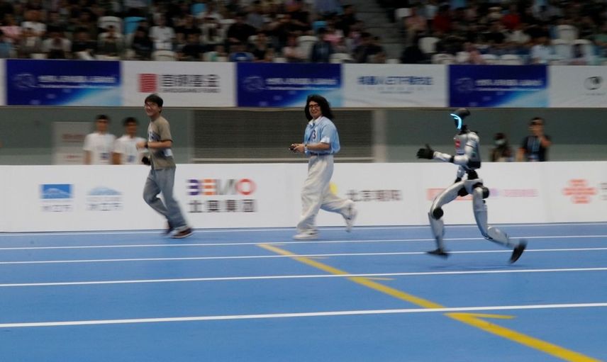 Çin'de Dünya İnsansı Robot Oyunları Devam Ediyor
