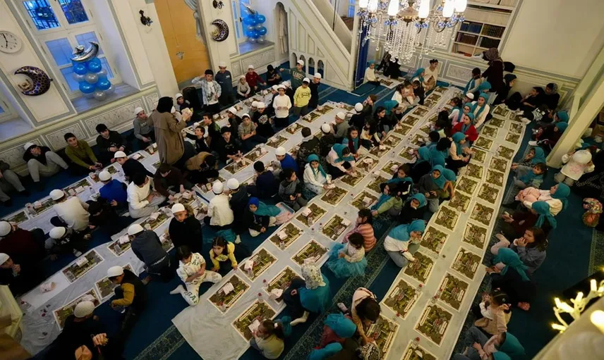 Çocuklar Ramazan'ın Ruhunu Kuleli Cami'de Öğreniyor