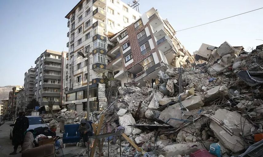 Çöken binaların betonları hakkında çarpıcı iddia