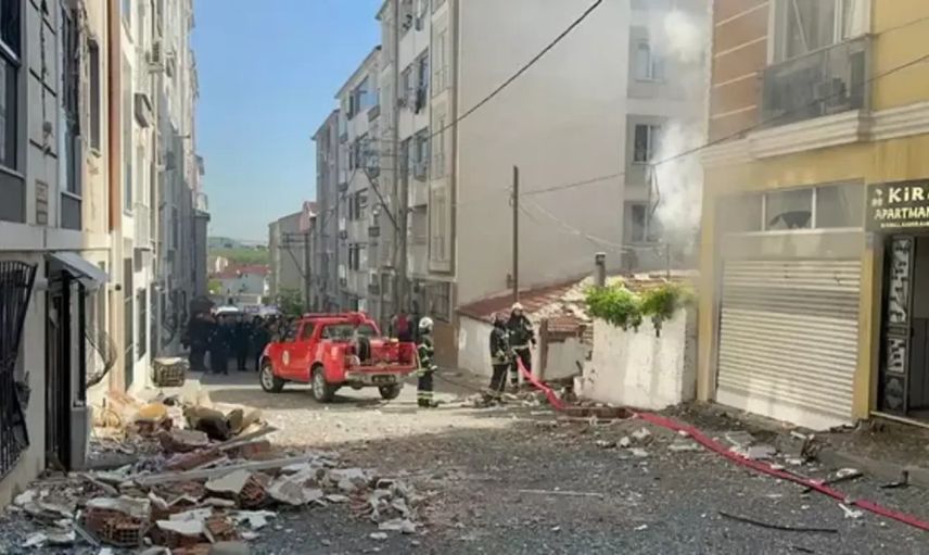 Çorlu'da apartman dairesinde meydana gelen patlamada 1 kişi ağır yaralandı!