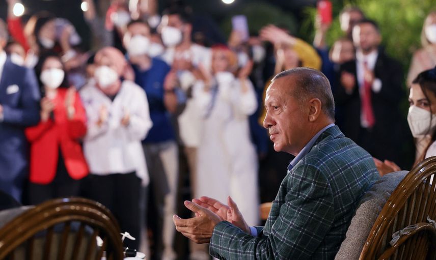 Cumhurbaşkanı Erdoğan, Gençlerle Buluştu