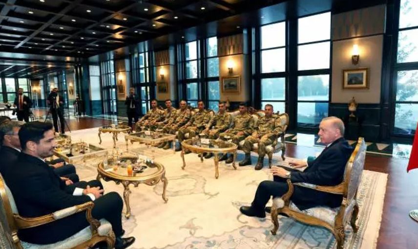 Cumhurbaşkanı Erdoğan Milli Yıldızları Kabul Etti! Olimpiyatların Adamı Yusuf Dikeç'te Oradaydı!