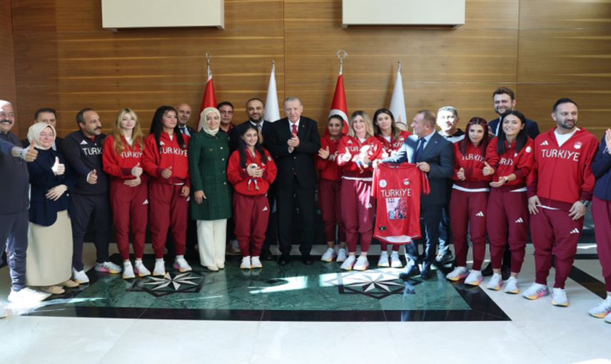 Cumhurbaşkanı Erdoğan, Paralimpik Takımı'nı Kabul Etti