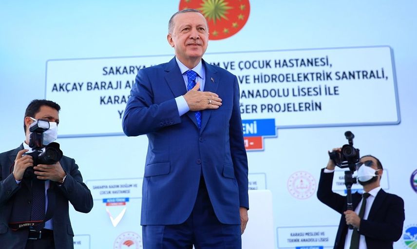 Cumhurbaşkanı Erdoğan Sakarya’da Sevgi Seli İle Karşılandı