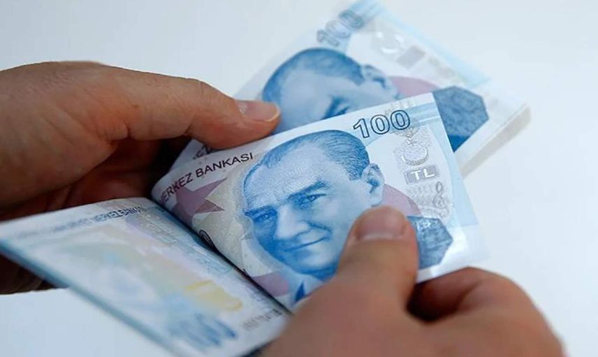 Cumhurbaşkanı Erdoğan tarihi mitingte art arda sıraladı: Emekli ve memura zam müjdesi