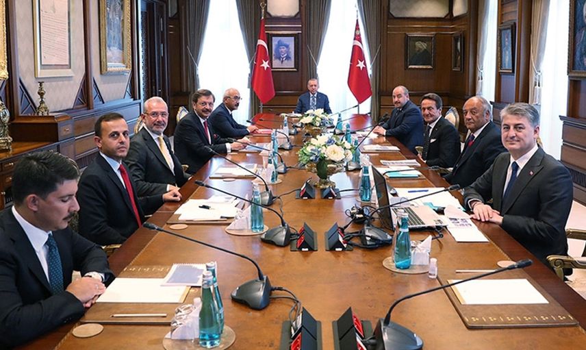 Cumhurbaşkanı Erdoğan, TOGG Yönetim Kurulu Üyeleri ile Görüştü