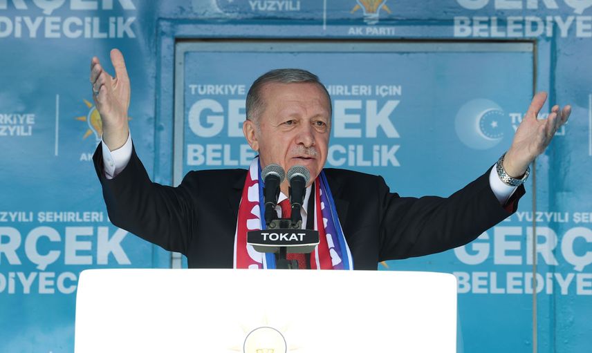 Cumhurbaşkanı Erdoğan’ın Tokat’ta: ‘‘CHP, DEM ile ittifak kurarak menfaat hesaplarını her şeyin üzerinde tutuyor. Ülkeye zarar veriyorlar’’
