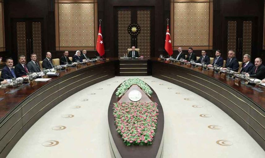 Cumhurbaşkanlığı Kabinesi bugün toplanıyor: Masada sığınmacılar ve ekonomi gündemi var!