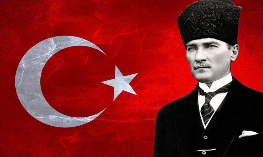 Cumhuriyet 100 yıl önce bugün ilan edildi